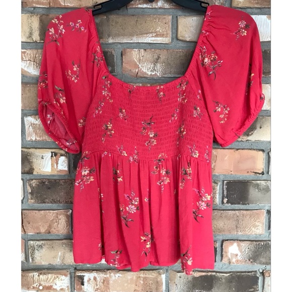 American Eagle Women’s Coral Floral Short Sleeve Top Size Small - Picture 2 of 6